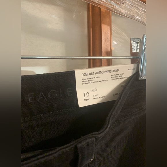 American Eagle NWT black high waisted Mom straight jean - Picture 4 of 5